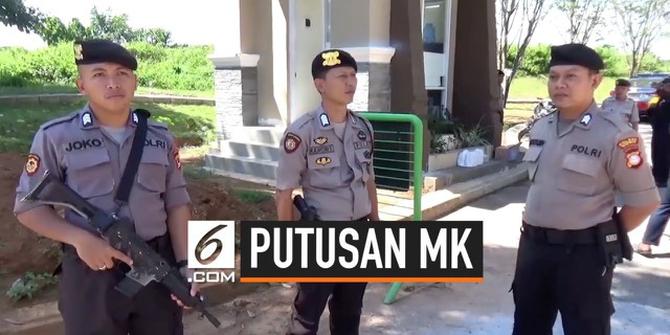 VIDEO: Rumah Wakil Ketua MK Dijaga Ketat