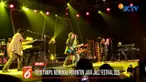 Seolah tak ada batasan, tua, muda, bahkan remaja menikmati lagu-lagu hit yang disuguhkan grup band beraliran rock jazz fusion ini, seperti I'll Be Over You, I Will Remember, dan Rosanna.