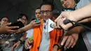 Direktur PT Citra Gading Asritama (CGA), Ichsan Suaidi usai jalani pemeriksaan di Gedung KPK, Jakarta, (23/02). Ichsan Suaidi terjerat kasus dugaan pemberian suap untuk penundaan pengiriman salinan putusan kasasi di MA. (Liputan6.com/Helmi Afandi)