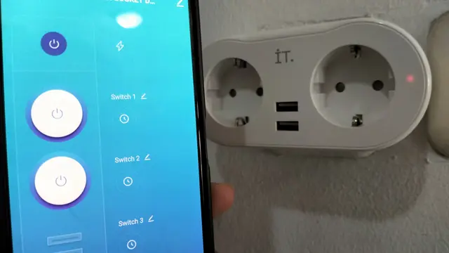 IT Smart Power Socket Dual Plug PS02 (Liputan6.com/Giovani Dio Prasasti)