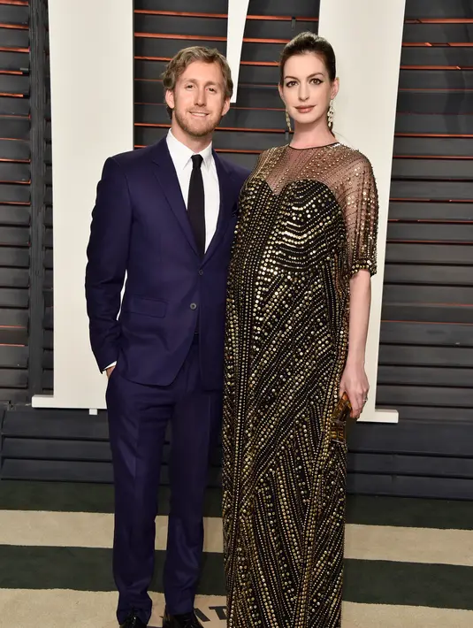 Aktris berusia 33 tahun itu bahkan awal tahun ini memamerkan baby bump-nya disebuah pantai. (Bintang.com/AFP)