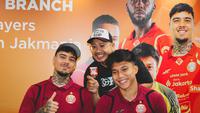 Foto:  Jelang Melawan PSM Makassar, Persija Jakarta Gelar Meet and Greet dengan Jakmania