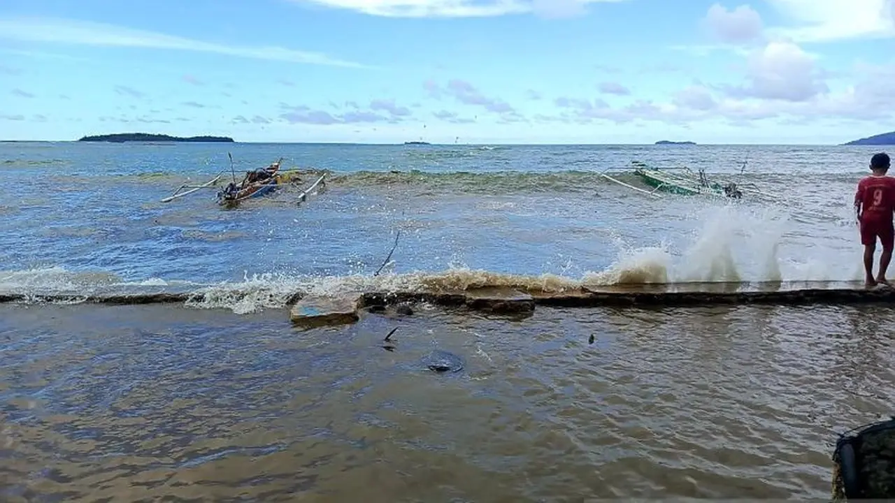 Pantai di Gorontalo