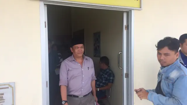 Buntut Panjang Aksi Bagi-bagi Uang Zulkifli Hasan di Muara Enim