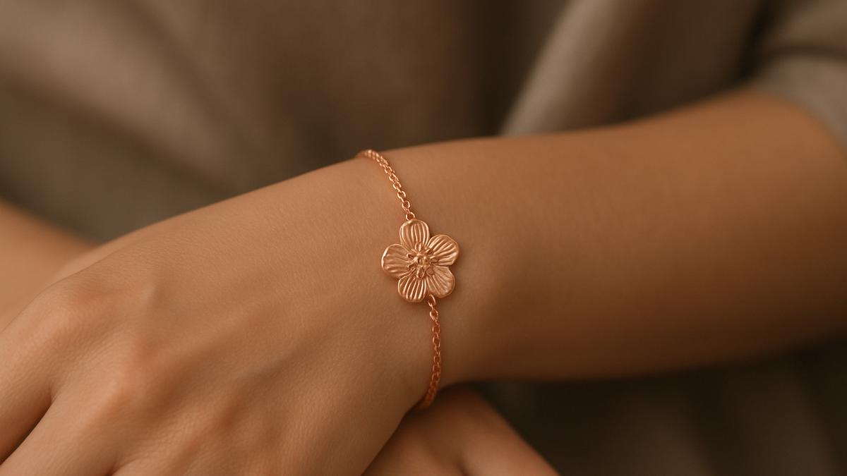 7 Gelang Rose Gold Minimalis, Pilihan Pas Buat Kondangan Mewah 2025