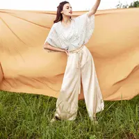 Koleksi Raya 2020 dari Pomelo. Sumber foto: Document/Pomelo.