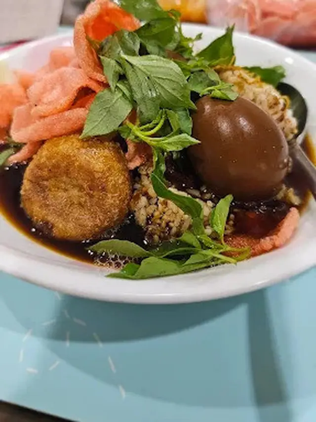 Nasi Ulam Betawi Pluit Sakti Bang Sanip