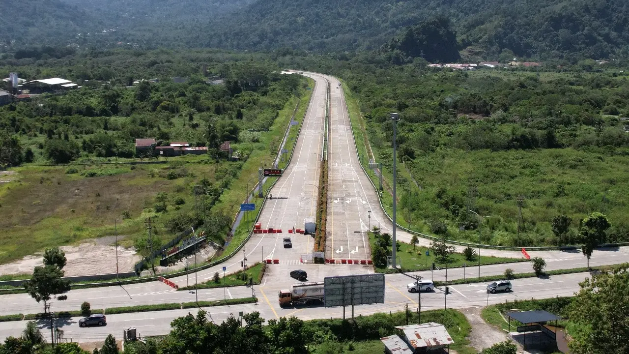 Jalan Tol Padang–Sicincin