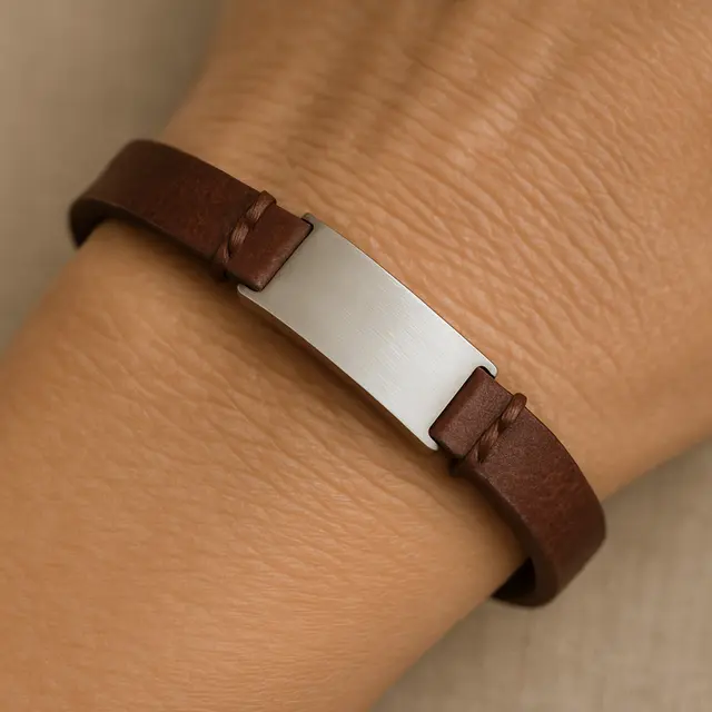 Gelang Wanita Usia 50 Tahun untuk Tampil Awet Muda (Foto: ChatGPT)