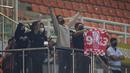 Disaksikan langsung Dirut Kaesang Pangarep, Persis Solo menyusul Rans Cilegon FC promosi ke BRI Liga 1 musim depan usai menang 2-1 atas Martapura Dewa United, Senin (28/12/2021). Sempat tertinggal, Persis melakukan comeback untuk berbalik unggul di babak pertama. (Bola.com/Bagaskara Lazuardi)