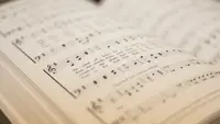Ilustrasi lagu, musik, nada. (Photo by Michael Maasen on Unsplash)