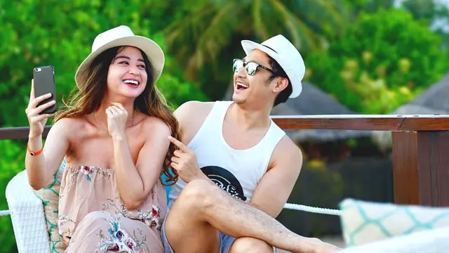 Dewi Perssik dan Angga Wijaya