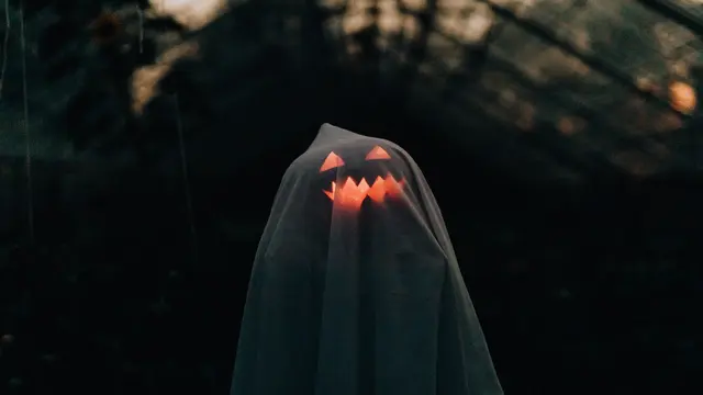 Arti Mimpi Dikejar Hantu: Interpretasi Psikologis dan Spiritual
