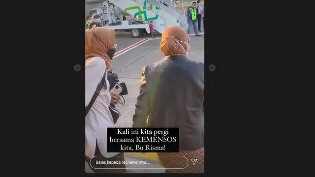 Rachel Vennya Terbang Langsung untuk Salurkan Donasi ke Korban Banjir dan Longsor di NTT