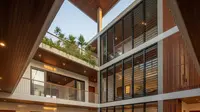 Alternatif Ruang Rumah Kecil, Void dan Courtyard sebagai Ruang Terbuka Tengah yang Fungsional