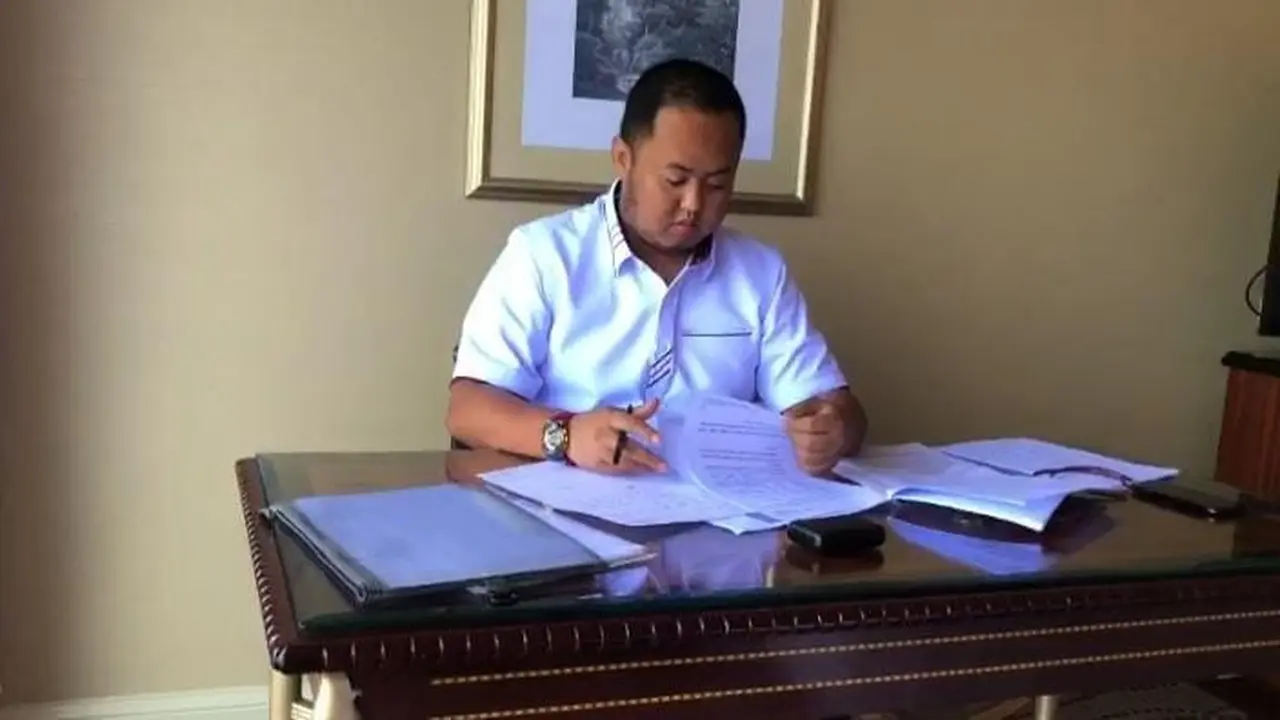 Kuasa Hukum Pasangan Calon 01 Nikodemus N. Rihi Heke dan Yohanis Yly Kale, Adhitya Nasution