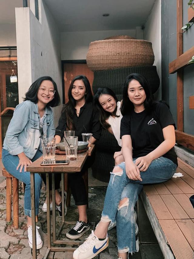 Masih Ingat Girlband Swittins Ini 6 Potret Terbaru Para Membernya Hot Liputan6 Com