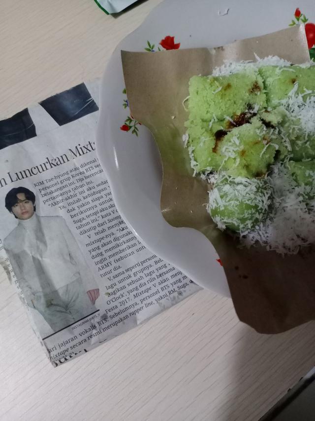 6 Kertas Bungkus Makanan Ada Foto Seleb Korea Ini Bikin Senyum