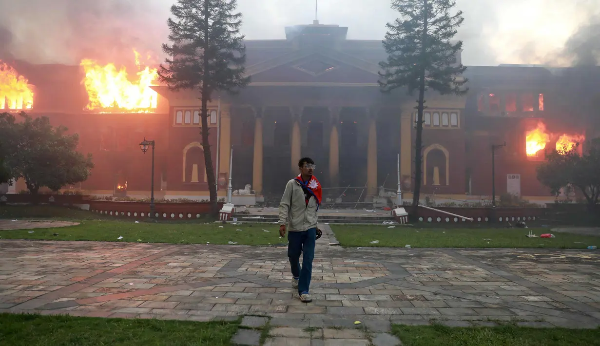Sebelumnya, aksi protes besar-besaran di Nepal juga pernah terjadi lebih dari satu dekade silam, setelah Jhalanath Khanal, yang pernah menjabat perdana menteri, mengundurkan diri pada 14 Agustus 2011. (Anup OJHA/AFP)