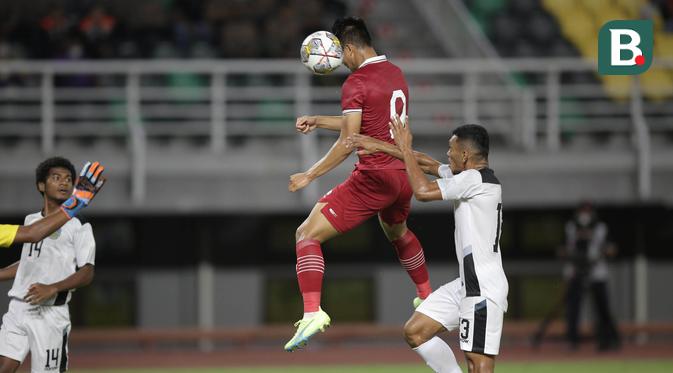 Hokky Caraka Ukir Hattrick dan Bawa Timnas Indonesia U-20 Lumat Timor Leste, Netizen: The Next Bepe Nih - Indonesia Bola.com