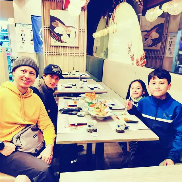 Pierre Roland masih tetap ganteng (Instagram/pierrerolandc)