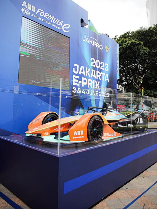 Ajang balap mobil listrik Formula E atau ABB FIA Formula E World Championship musim ke-9 diselenggarakan di sejumlah negara. (Liputan6.com/Faizal Fanani)