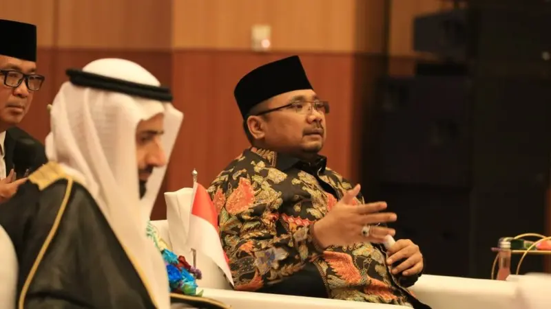 Menteri Agama (Menag) Yaqut Cholil Qoumas menerima kunjungan Menteri Haji dan Umrah Arab Saudi Tawfiq F Al Rabiah. (Foto: Kemenag/Liputan6.com)