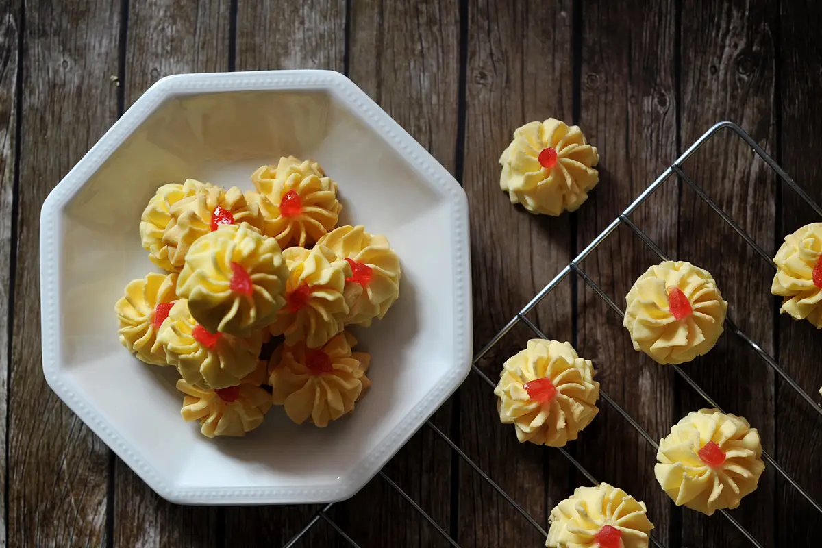 kue semprit