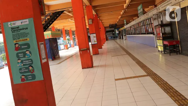 Aktivitas Terminal Kampung Rambutan Masih Kosong
