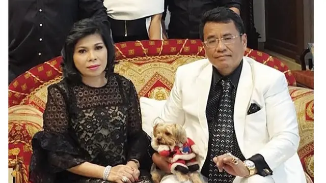 Istri Ulang Tahun ke-60, Ini 5 Potret Kebersamaan Hotman Paris dan Keluarganya