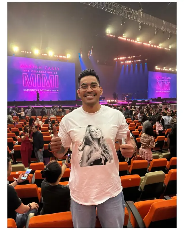 8 Potret seleb Tanah Air nonton konser Mariah Carey di Indonesia, Krisdayanti boyong satu keluarga