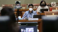 Wakil Menteri Kesehatan Dante Saksono Harbuwono mengikuti rapat kerja dengan Komisi IX DPR di Kompleks Parlemen, Senayan, Jakarta, Senin (23/5/2022). Rapat membahas kondisi terkini kasus hepatitis akut dan langkah-langkah penanganannya dan membahas persiapan transisi pandemi menuju endemi termasuk penanganan emerging desease. (Liputan6.com/Angga Yuniar)