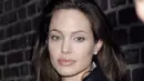 Setelah berpisah dari Angelina Jolie, Jonny Lee Miller telah mempersunting seorang wanita yang bernama Michele Hicks dan berakhir pada tahun  2008.  (AFP/Bintang.com)