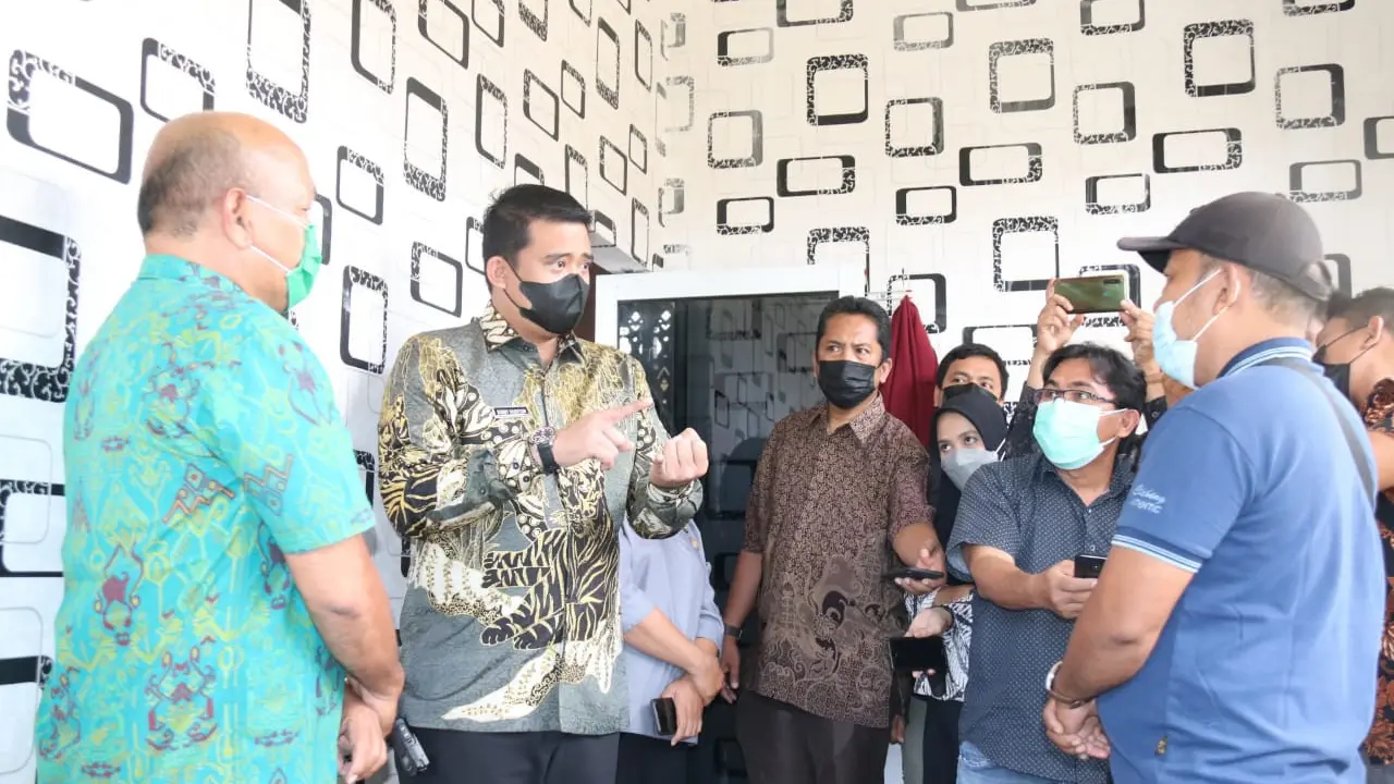 Pecat Lurah Karena Pungli, Bobby Nasution Perkuat Reformasi Birokrasi