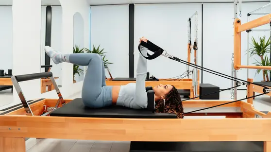 Mat Pilates vs Reformer Pilates, Kenali Perbedaannya Sebelum Mulai Olahraga