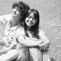 Penyanyi remaja yang satu ini seringkali disiarkan menjalin cinta dengan beberapa selebriti cantik. Sebelumnya ada Chelsea Islan, dan kini Bastian Steel kembali diterpa rumor punya hubungan dengan Hanin Dhiya. (Instagram/bastiansteel)