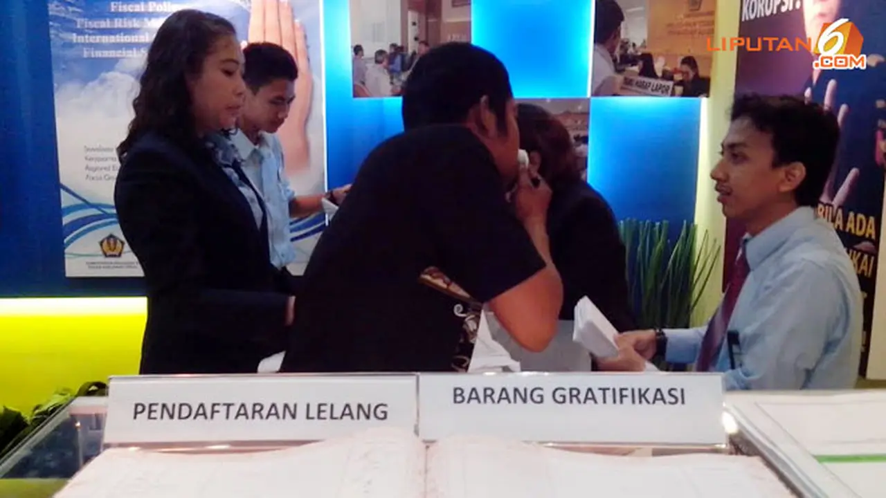gratifikasi-kpk-131211b.jpg