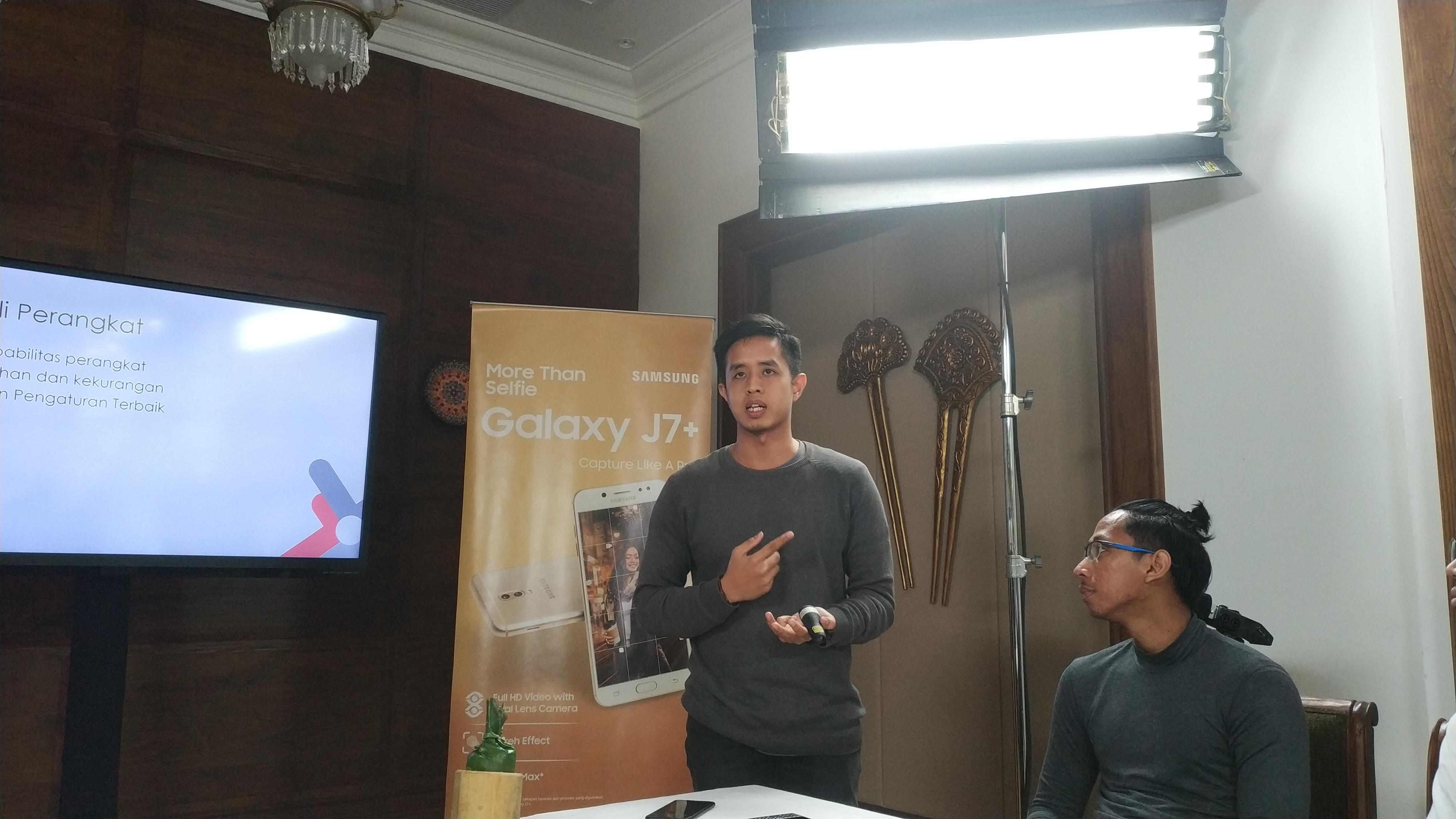 Tech Vlogger Putu Reza (Liputan6.com/ Agustin Setyo W)