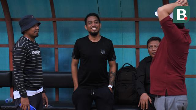 Arema FC, Charles Lokolingoy, Anggo Julian