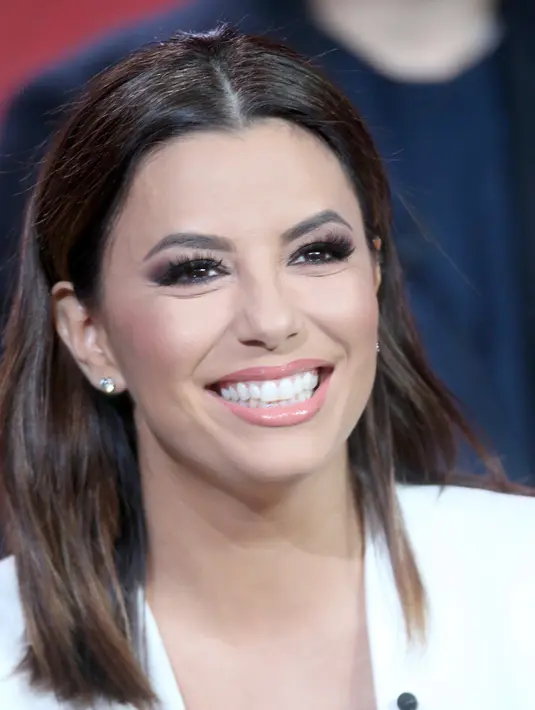 Eva mengklarifikasi lewat wawancaranya bersama InTouch Magazine dan mengatakan bahwa saat ini dia berbinar bukan karena sedang hamil, namun sedang jatuh cinta. (AFP/Bintang.com)