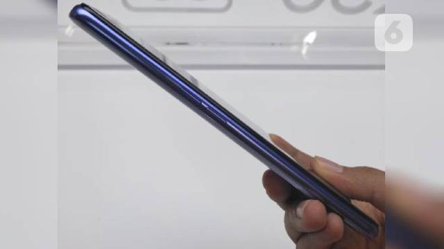 Realme X50 5G. Liputan6.com/Diyah Naelufar