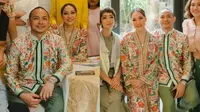 5 Potret BCL dan Tiko Aryawardhana Pakai Baju Senada, Tampak Serasi