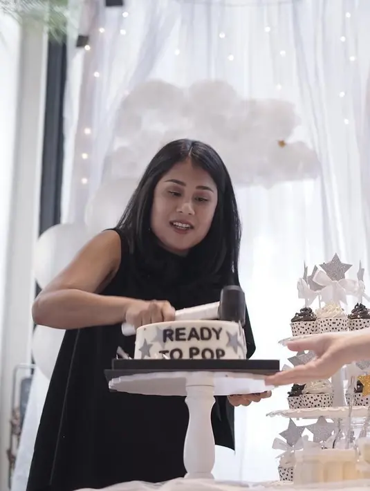 Tarra Budiman dan Gya