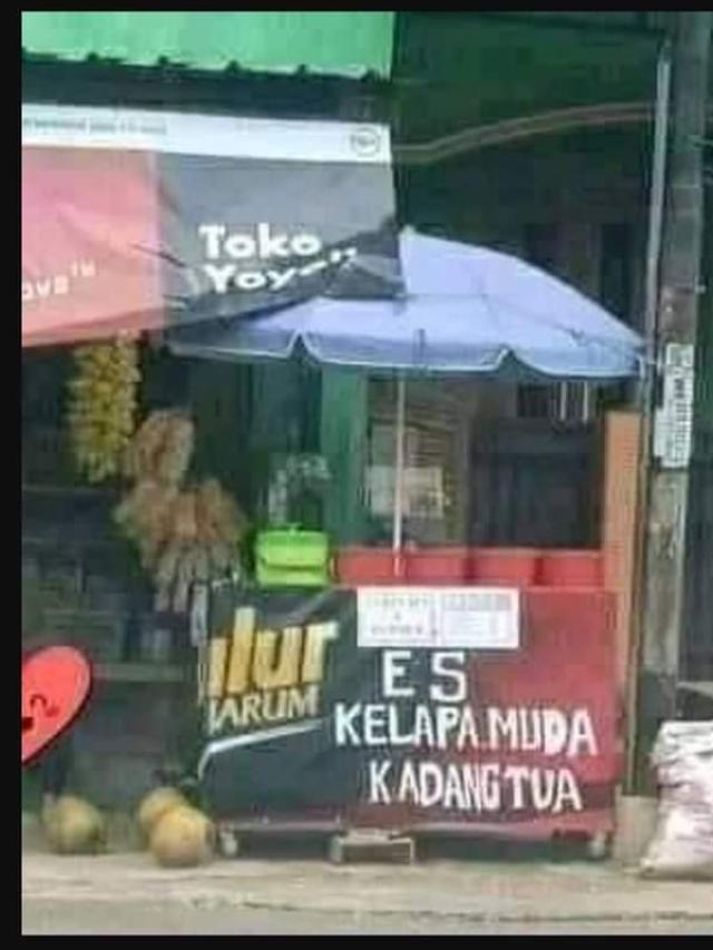 6 Tulisan Jualan Es Segar Buat Takjil di Pinggir Jalan Ini Kocak