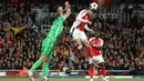 Pemain Arsenal, Kai Havertz, mencetak gol ke gawang Paris Saint-Germain (PSG) pada laga Liga Champions 2024/2025 di Emirates Stadium, Rabu (2/10/2024). (AFP/Adrian Dennis)
