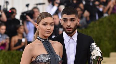 Sudah Putus Zayn Malik Lindungi Gigi Hadid Dari Serangan