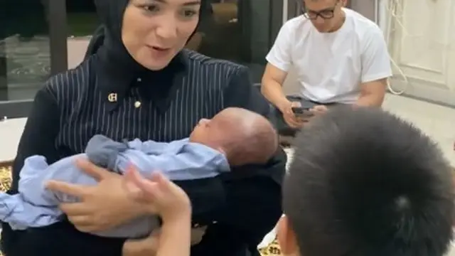 Lucunya Athar Anak Citra Kirana saat Meminta Adik ke Mamanya, Bikin Gemas Netizen