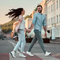 ilustrasi pasangan kencan/4 PM production/Shutterstock