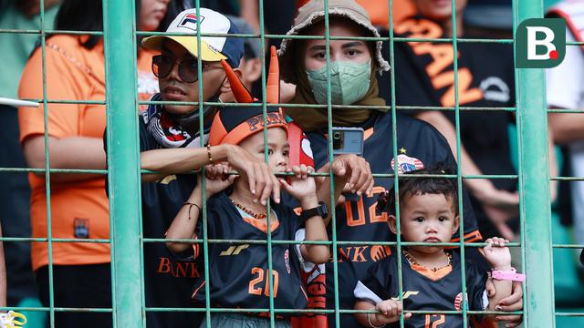 Foto: Potret Suporter Balita Saat Persija Vs Arema FC, Sudah Saatnya Tribun Ramah Anak