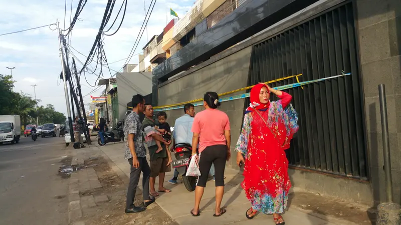 Sekitar 39 sepeda motor masih terparkir di Diskotek MG Internasional Club yang menjadi lokasi penggerebekan BNN.